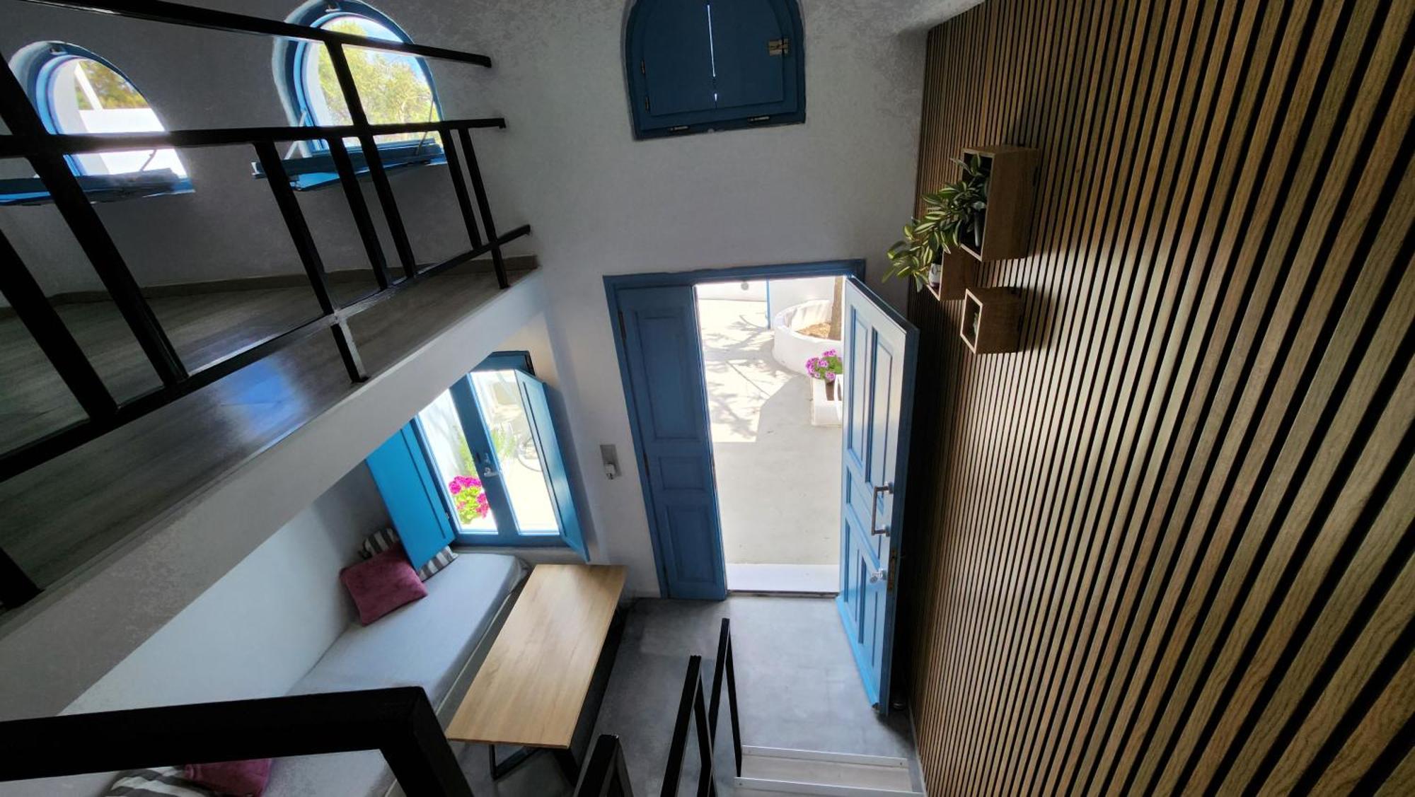 Euphoria Suites & Deluxe Studios Fira  Exterior foto